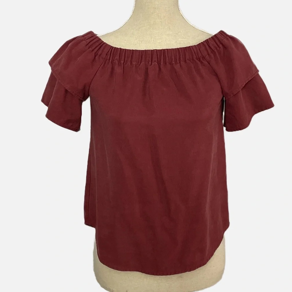 H&M Off the Shoulder Blouse Women Size 4 Burgundy‎ Ruffle Sleeve Lyocell Top